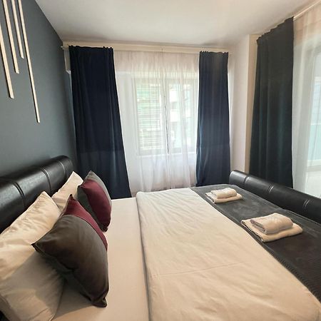 Upground Residence Apartments Bukares Bagian luar foto