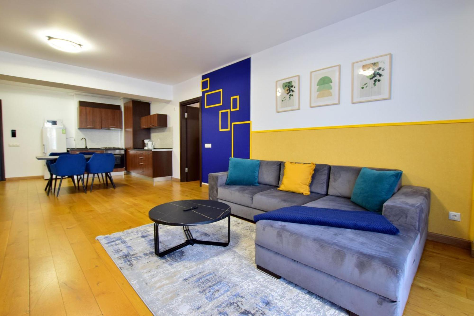 Upground Residence Apartments Bukares Bagian luar foto