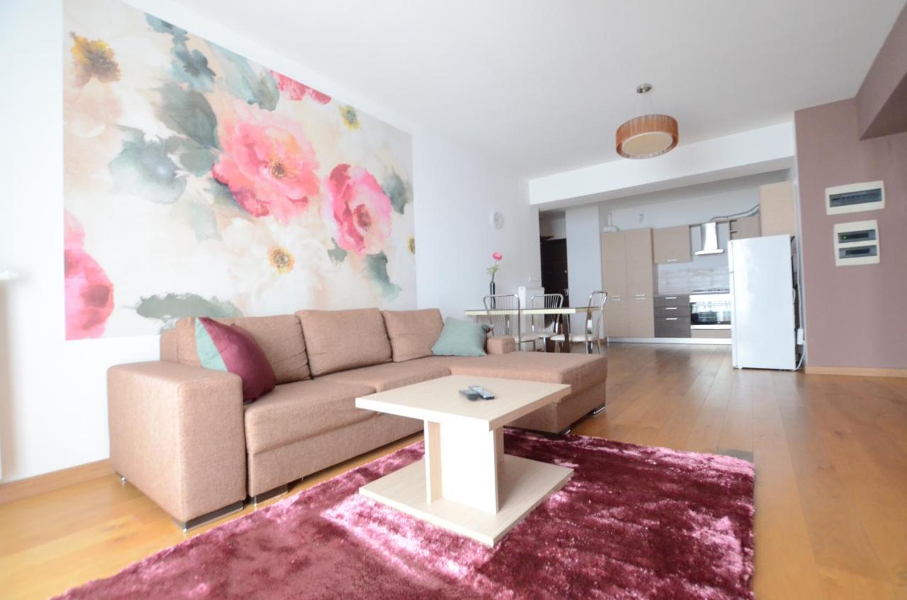 Upground Residence Apartments Bukares Bagian luar foto