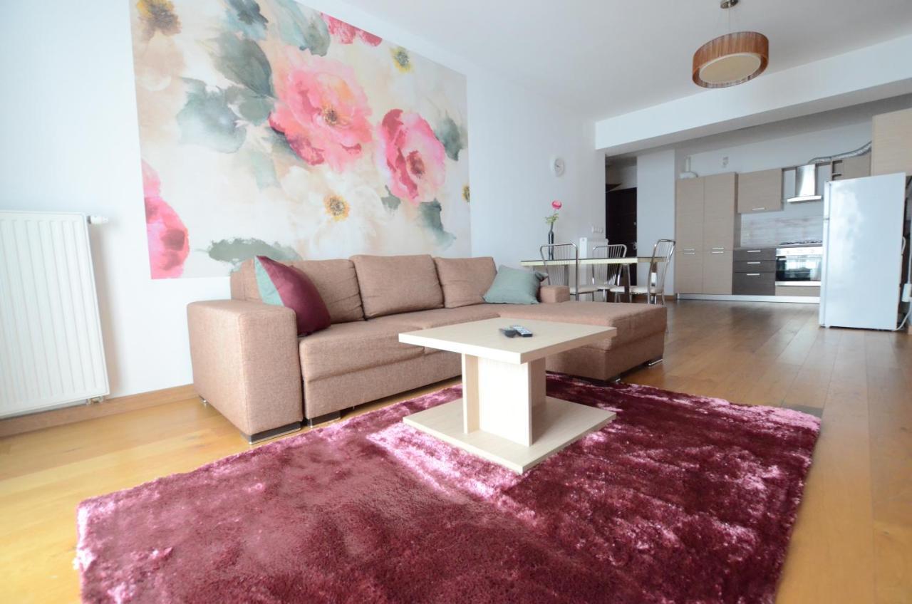 Upground Residence Apartments Bukares Bagian luar foto