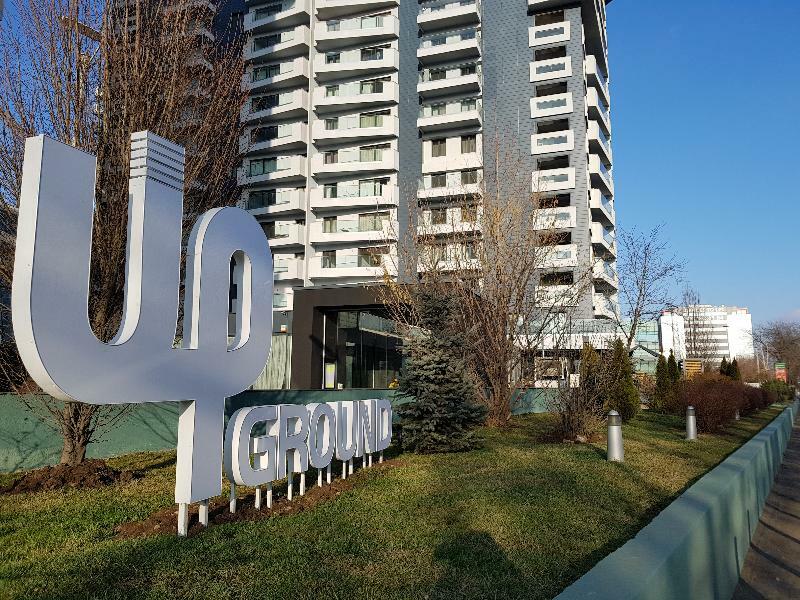 Upground Residence Apartments Bukares Bagian luar foto
