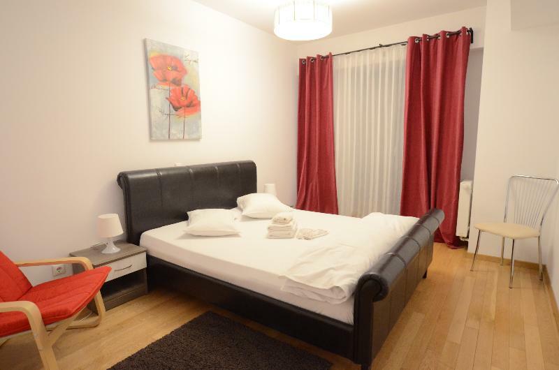 Upground Residence Apartments Bukares Bagian luar foto