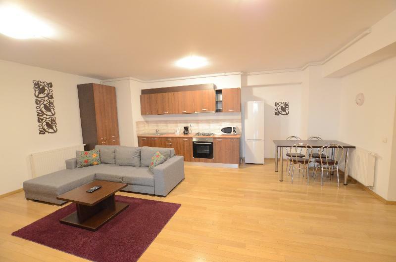 Upground Residence Apartments Bukares Bagian luar foto