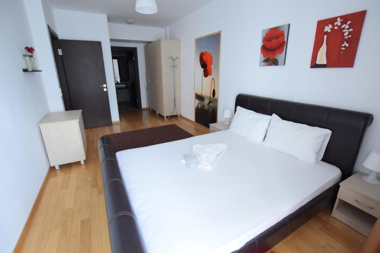 Upground Residence Apartments Bukares Bagian luar foto