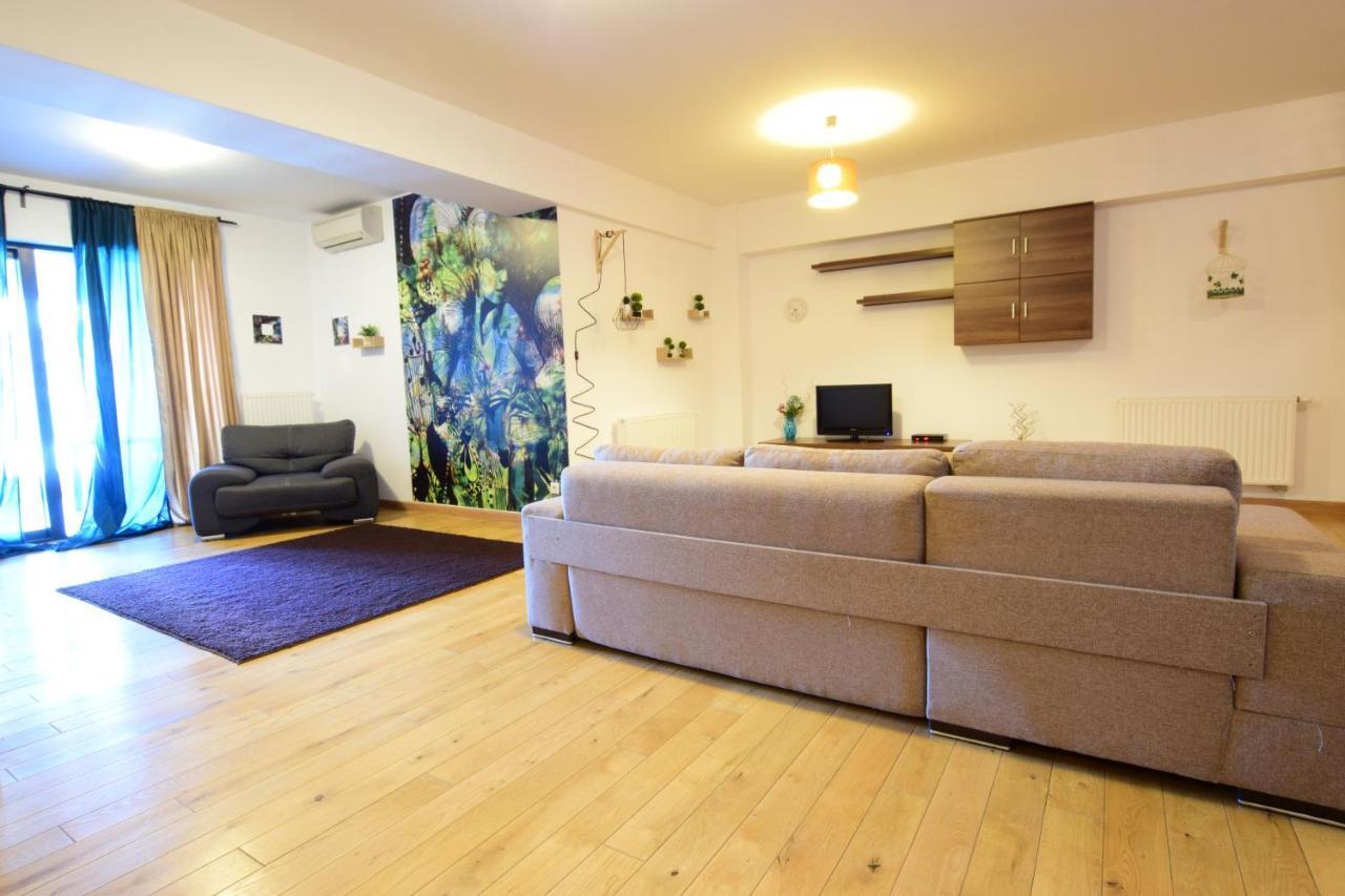 Upground Residence Apartments Bukares Bagian luar foto