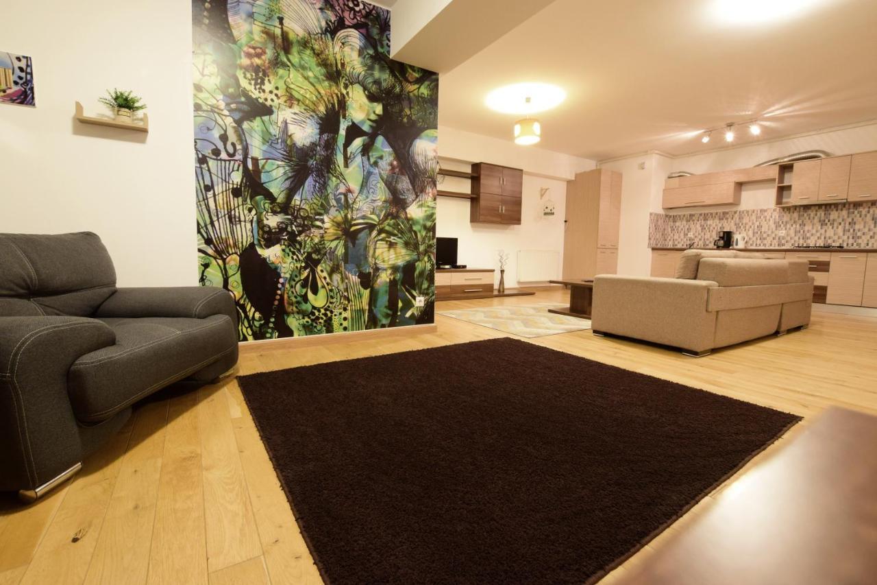 Upground Residence Apartments Bukares Bagian luar foto
